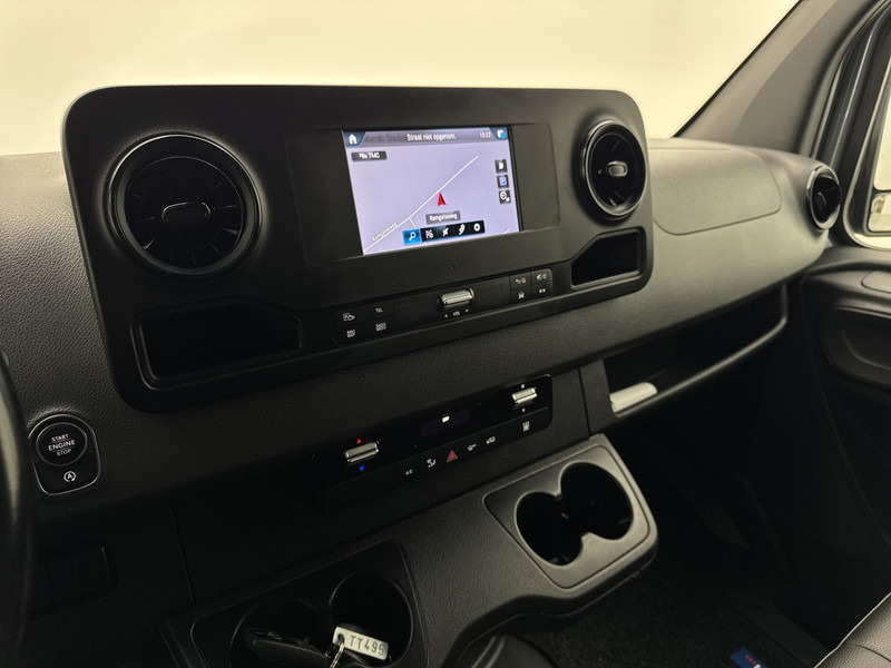 Mercedes-Benz Sprinter 519 3.0 CDI L3H2 V6 Led koplampen 360 camera systeem Trekhaak Navigatie Dubbel lucht - Βαν: φωτογραφία 5 Mercedes-Benz Sprinter 519 3.0 CDI L3H2 V6 Led koplampen 360 camera systeem Trekhaak Navigatie Dubbel lucht - Βαν: φωτογραφία 5
