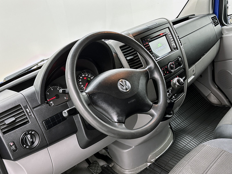 Volkswagen Crafter 35 2.0 TDI L1H1 2x schuifdeur Inrichting Lucht geveerde stoel Cruise control Airco - Βαν: φωτογραφία 4 Volkswagen Crafter 35 2.0 TDI L1H1 2x schuifdeur Inrichting Lucht geveerde stoel Cruise control Airco - Βαν: φωτογραφία 4