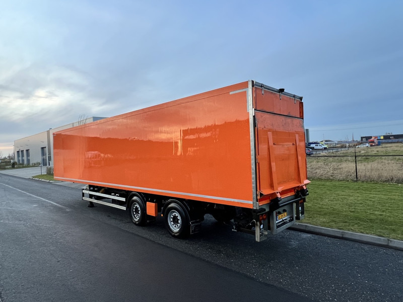 Krone 2- Assige Koeltrailer Carrier / laadklep / stuuras tridec - Επικαθήμενο ψυγείο: φωτογραφία 3 Krone 2- Assige Koeltrailer Carrier / laadklep / stuuras tridec - Επικαθήμενο ψυγείο: φωτογραφία 3