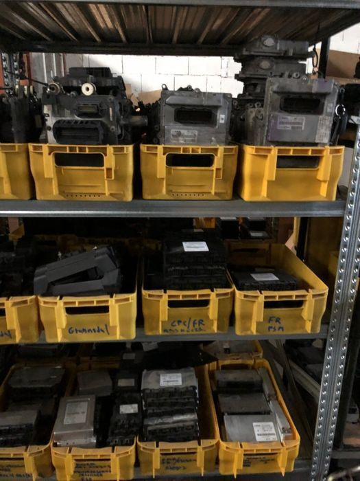 Calculator unitate de control motor ECU EDC   Renault Premium / 02 - Ηλεκτρονική μονάδα ελέγχου για Φορτηγό: φωτογραφία 1 Calculator unitate de control motor ECU EDC   Renault Premium / 02 - Ηλεκτρονική μονάδα ελέγχου για Φορτηγό: φωτογραφία 1