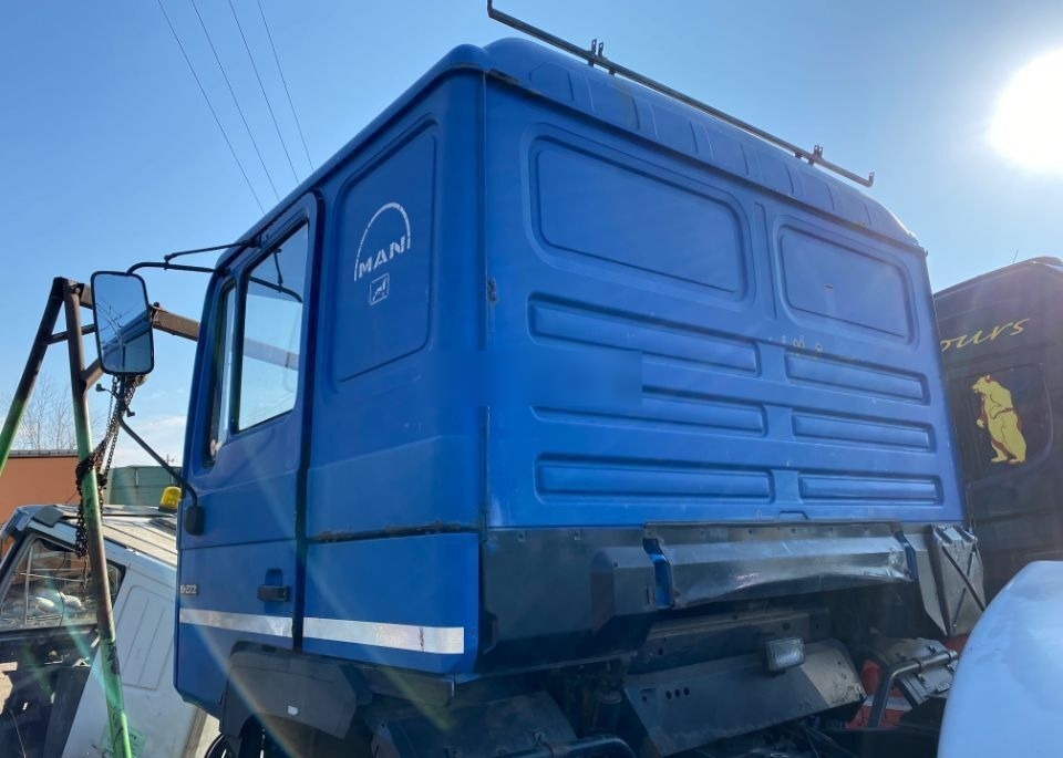 MAN SILENT , Model 1 / 2 / 3 , Dubla a completa MAN F2000 - Καμπίνα για Φορτηγό: φωτογραφία 4 MAN SILENT , Model 1 / 2 / 3 , Dubla a completa MAN F2000 - Καμπίνα για Φορτηγό: φωτογραφία 4