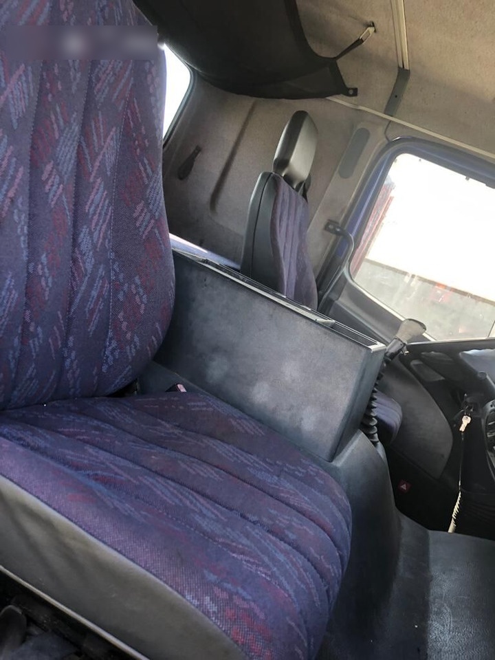 Φορτηγό σασί Mercedes-Benz Atego: φωτογραφία 10 Φορτηγό σασί Mercedes-Benz Atego: φωτογραφία 10