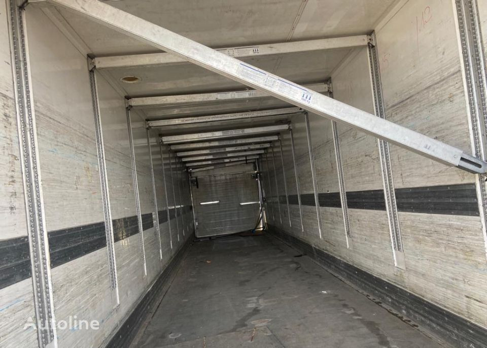 Sistem double deck dube frigorifice : Suporti laterali +bari - Επικαθήμενο ψυγείο: φωτογραφία 5 Sistem double deck dube frigorifice : Suporti laterali +bari - Επικαθήμενο ψυγείο: φωτογραφία 5