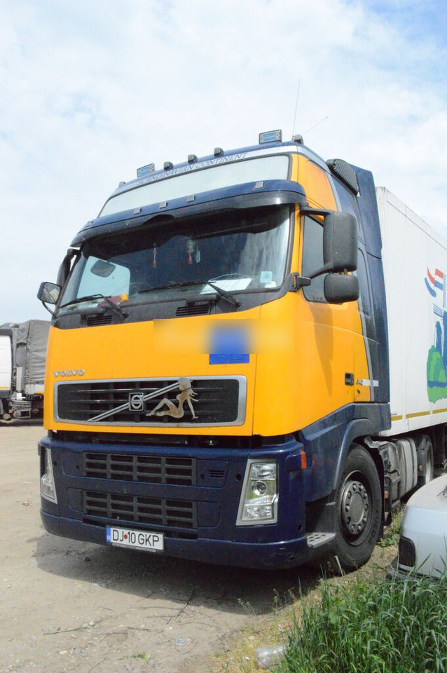 Volvo FH 12 - Φορτηγό σασί: φωτογραφία 5 Volvo FH 12 - Φορτηγό σασί: φωτογραφία 5