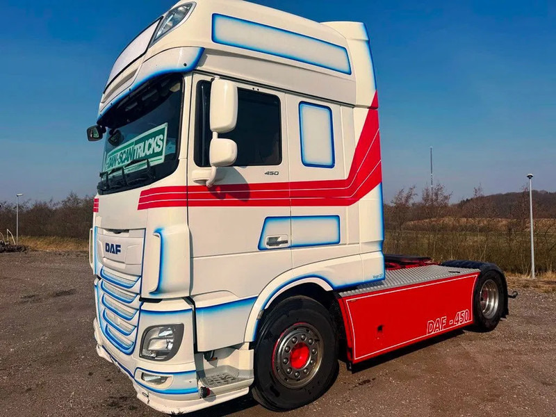 DAF XF 450 DAF XF 450 Special Interior. 706000 km. Euro 6 - Τράκτορας: φωτογραφία 3 DAF XF 450 DAF XF 450 Special Interior. 706000 km. Euro 6 - Τράκτορας: φωτογραφία 3