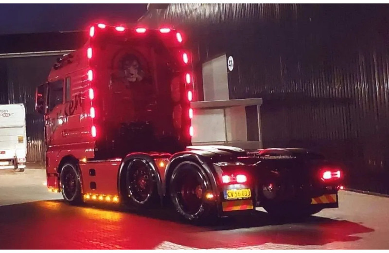 MAN TGX 26.510 2stk . Special interior. pusher 6x2/2. - Τράκτορας: φωτογραφία 4 MAN TGX 26.510 2stk . Special interior. pusher 6x2/2. - Τράκτορας: φωτογραφία 4