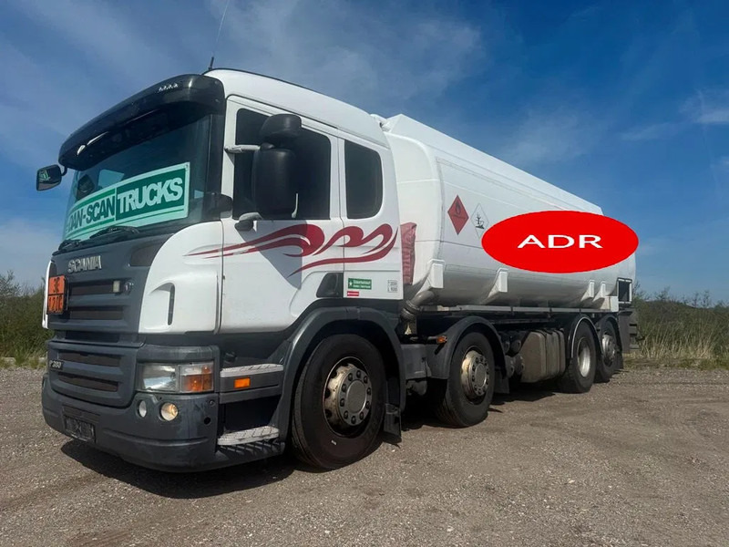 Scania P380 P380 8x2*6 .ADR/FL . 24200 L Tank - Air / Air suspension. - Φορτηγό βυτιοφόρο: φωτογραφία 1 Scania P380 P380 8x2*6 .ADR/FL . 24200 L Tank - Air / Air suspension. - Φορτηγό βυτιοφόρο: φωτογραφία 1