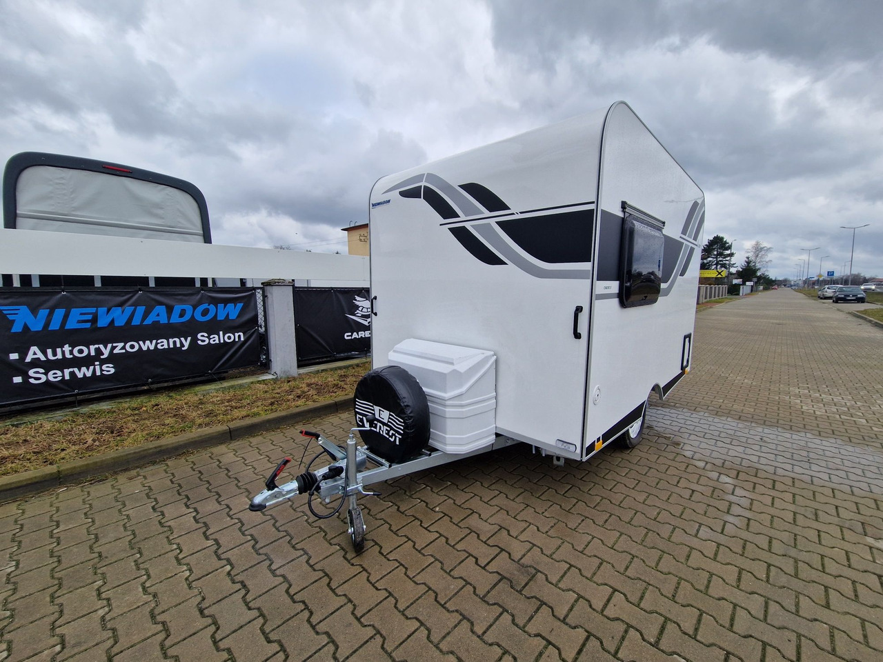 NTL-LAZUR Niewiadów z roku 2025. Przyczepa kempingowa dla 3 osób - Ρυμουλκούμενο τροχόσπιτο: φωτογραφία 3 NTL-LAZUR Niewiadów z roku 2025. Przyczepa kempingowa dla 3 osób - Ρυμουλκούμενο τροχόσπιτο: φωτογραφία 3