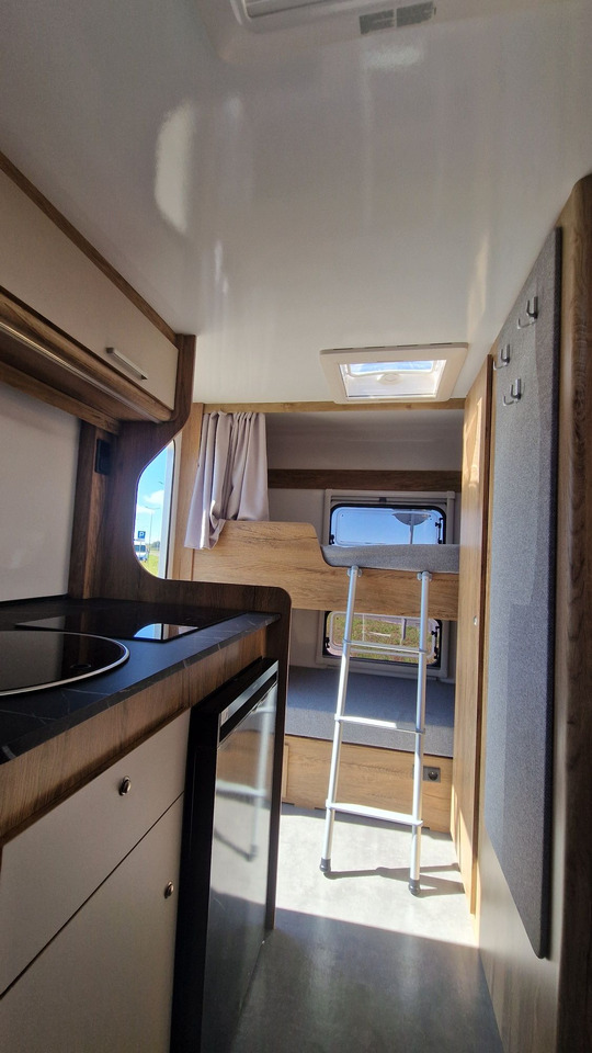 Nowa Przyczepa Kempingowa N-CROSS 2025 bogate wypos. Mega Oferta wyprz - Ρυμουλκούμενο τροχόσπιτο: φωτογραφία 3 Nowa Przyczepa Kempingowa N-CROSS 2025 bogate wypos. Mega Oferta wyprz - Ρυμουλκούμενο τροχόσπιτο: φωτογραφία 3