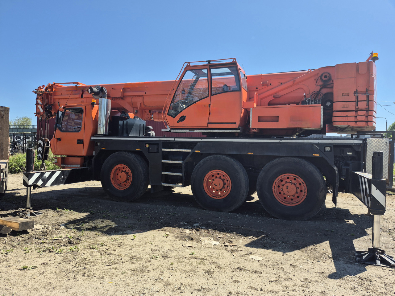 GROVE GMK3055 - Τηλεσκοπικός γερανός: φωτογραφία 1 GROVE GMK3055 - Τηλεσκοπικός γερανός: φωτογραφία 1