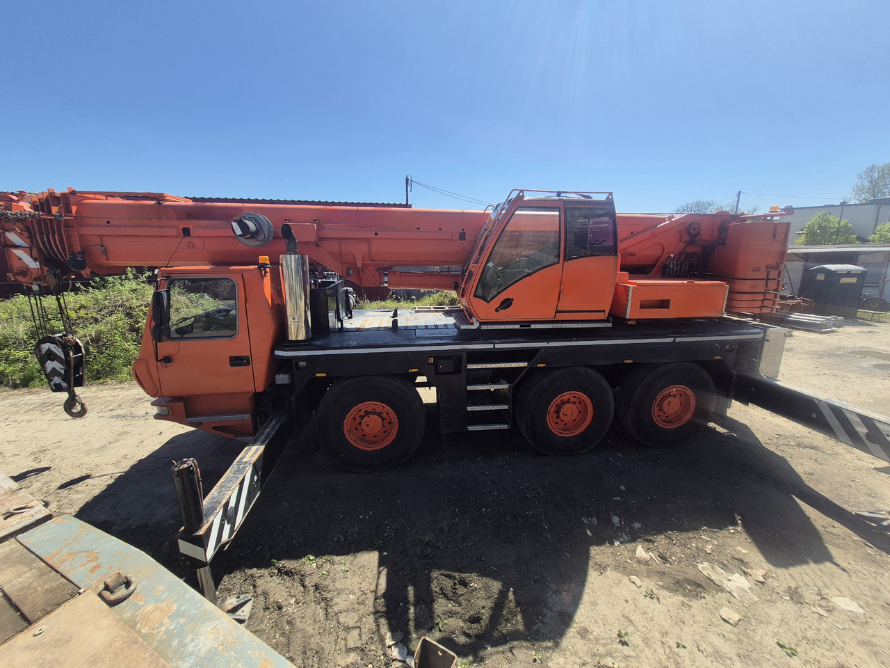 GROVE GMK3055 - Τηλεσκοπικός γερανός: φωτογραφία 4 GROVE GMK3055 - Τηλεσκοπικός γερανός: φωτογραφία 4