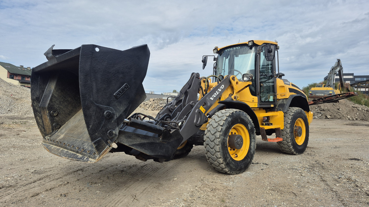 VOLVO L45H - Ελαστιχοφόρος φορτωτής: φωτογραφία 1 VOLVO L45H - Ελαστιχοφόρος φορτωτής: φωτογραφία 1