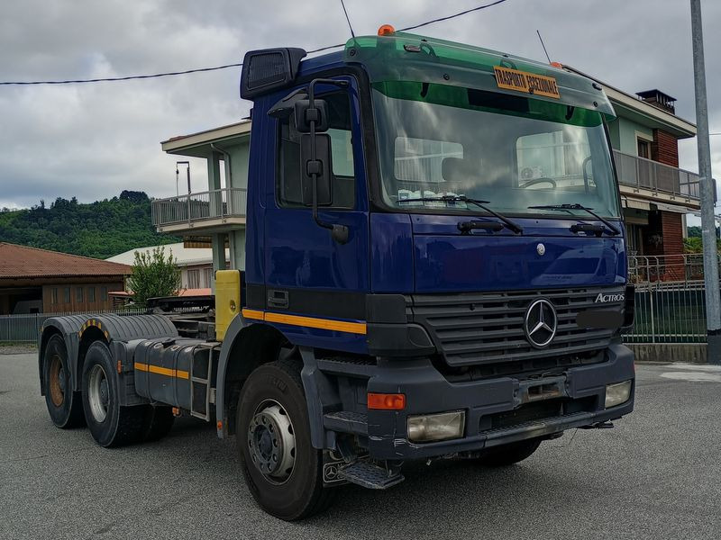 Mercedes Actros mezzo d'opera mezzo d'opera - Τράκτορας: φωτογραφία 1 Mercedes Actros mezzo d'opera mezzo d'opera - Τράκτορας: φωτογραφία 1