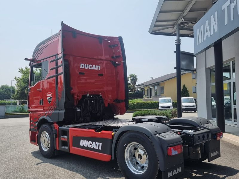 TRATTORE STRADALE MAN TGX 520hp DUCATI EDITION TGX 18.520 4x2 LL SA - Τράκτορας: φωτογραφία 3 TRATTORE STRADALE MAN TGX 520hp DUCATI EDITION TGX 18.520 4x2 LL SA - Τράκτορας: φωτογραφία 3