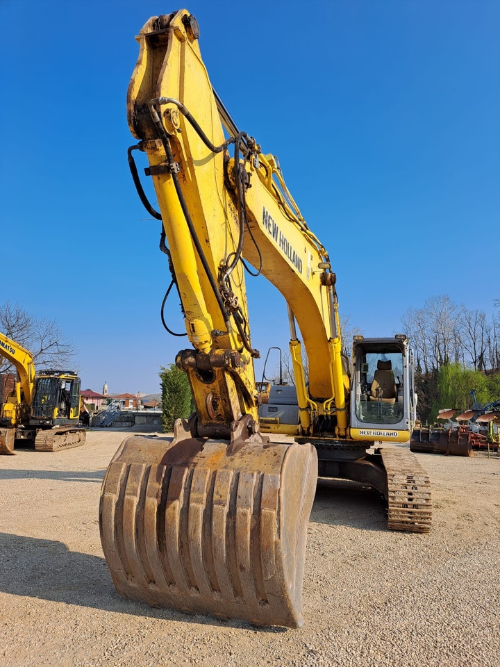 NEW HOLLAND KOBELCO E385B - Ερπυστριοφόρος εκσκαφέας: φωτογραφία 5 NEW HOLLAND KOBELCO E385B - Ερπυστριοφόρος εκσκαφέας: φωτογραφία 5
