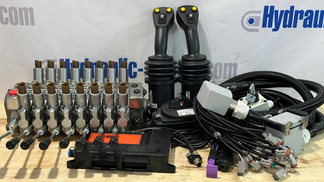 Set Scanreco RC400 with Walvoil DPX100 Liebherr, Demag, Grove, Tadano - Δασική ρυμούλκα: φωτογραφία 3 Set Scanreco RC400 with Walvoil DPX100 Liebherr, Demag, Grove, Tadano - Δασική ρυμούλκα: φωτογραφία 3