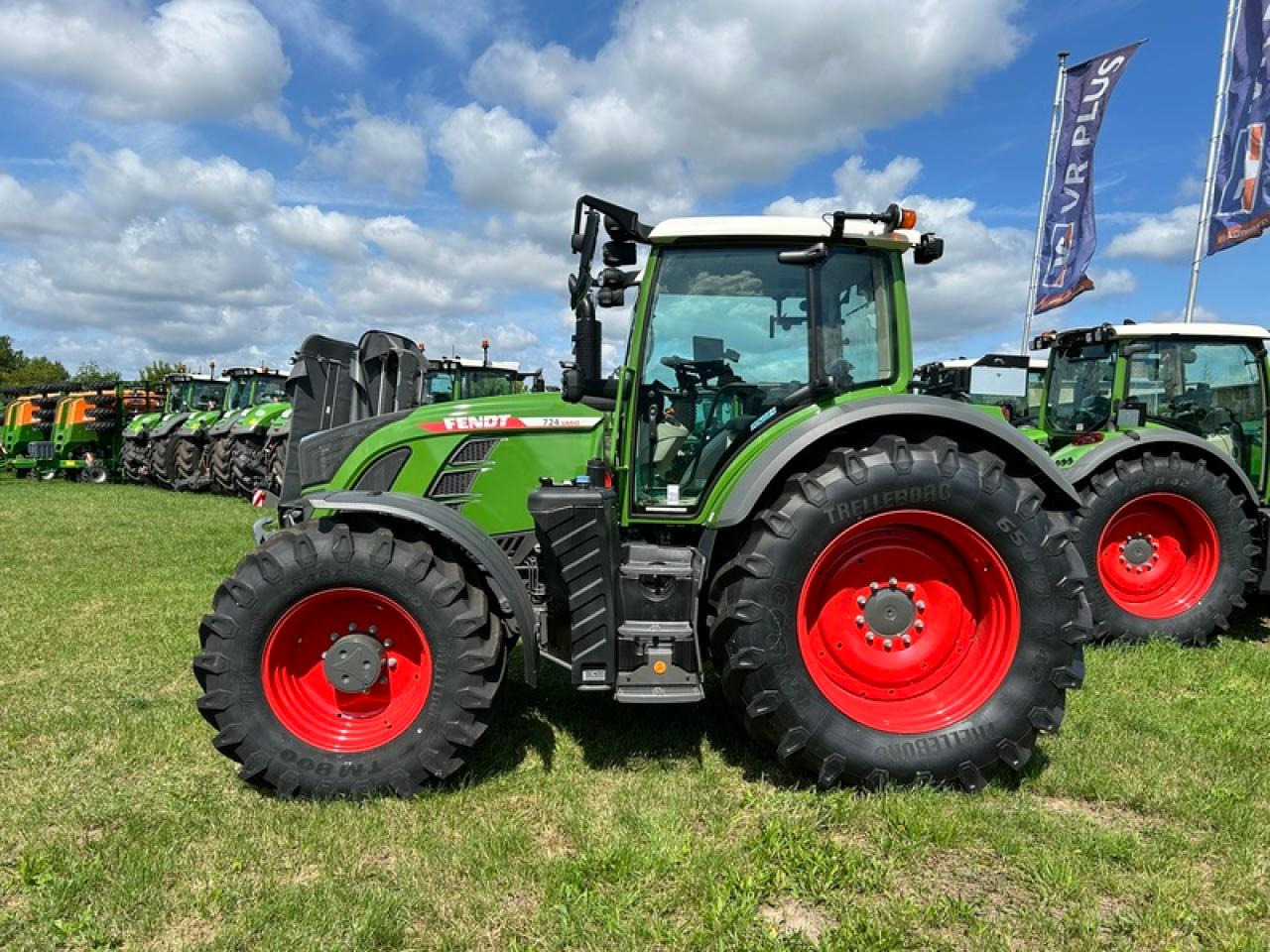 Fendt VARIO 724 GEN 6 PROFI+ SETTING 2 - Τρακτέρ: φωτογραφία 2 Fendt VARIO 724 GEN 6 PROFI+ SETTING 2 - Τρακτέρ: φωτογραφία 2