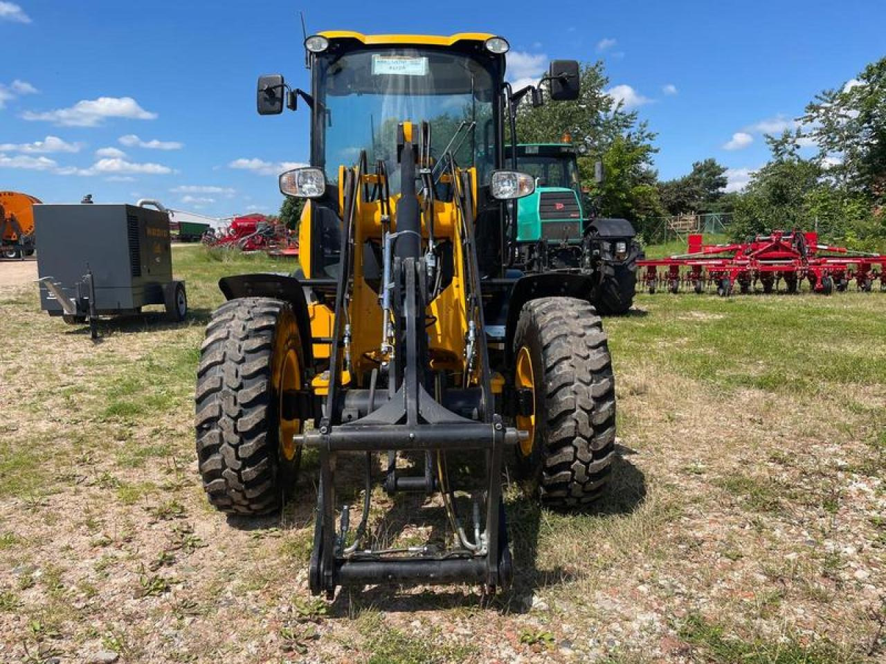 JCB 406 AGRI STUFE V AKTION - Ελαστιχοφόρος φορτωτής: φωτογραφία 3 JCB 406 AGRI STUFE V AKTION - Ελαστιχοφόρος φορτωτής: φωτογραφία 3