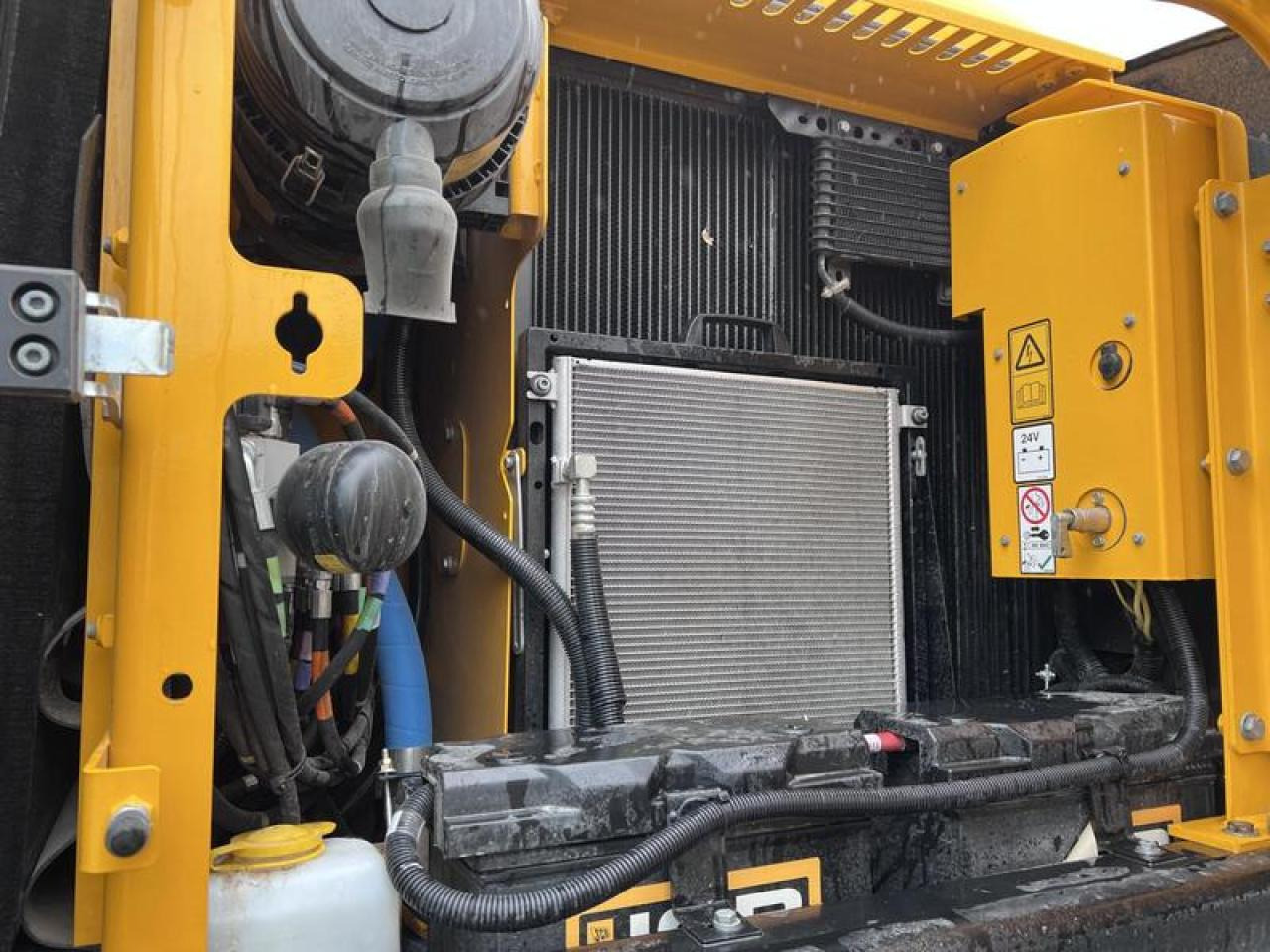 JCB JS145W - Τροχοφόρος εκσκαφέας: φωτογραφία 4 JCB JS145W - Τροχοφόρος εκσκαφέας: φωτογραφία 4