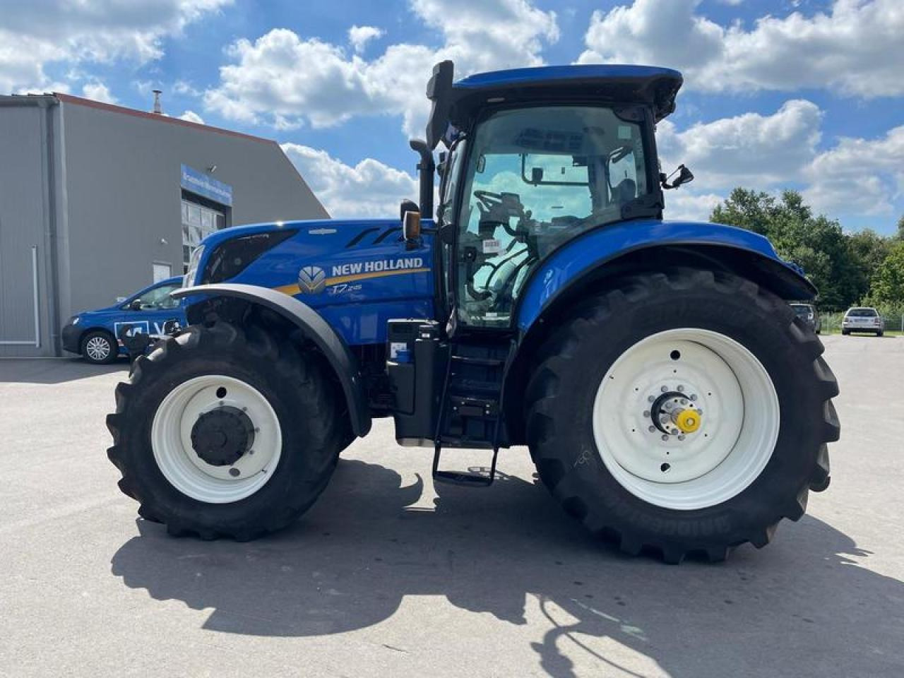 New Holland T 7.245 - Τρακτέρ: φωτογραφία 2 New Holland T 7.245 - Τρακτέρ: φωτογραφία 2