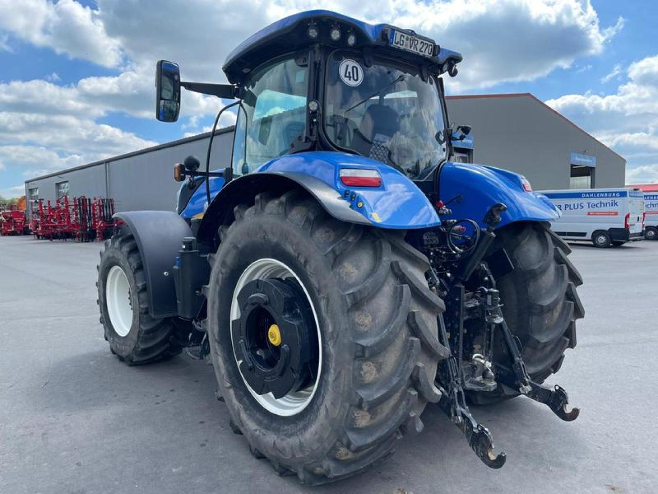 New Holland T 7.270 AUTOCOMMAND - Τρακτέρ: φωτογραφία 3 New Holland T 7.270 AUTOCOMMAND - Τρακτέρ: φωτογραφία 3