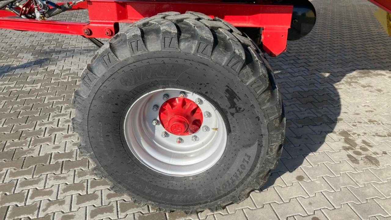 ZDK 1802 - Ρυμούλκα ανατρεπόμενο: φωτογραφία 5 ZDK 1802 - Ρυμούλκα ανατρεπόμενο: φωτογραφία 5