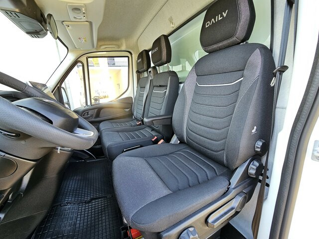 Επαγγελματικό αυτοκίνητο κόφα IVECO Daily 35S18HA8 3.0 Hi-Matic MY24 LBW Bär AHK: φωτογραφία 39