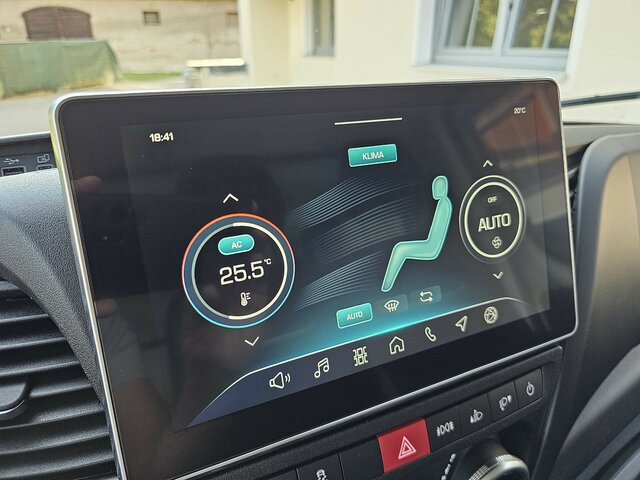 Επαγγελματικό αυτοκίνητο κόφα IVECO Daily 35S18HA8 3.0 Hi-Matic MY24 LBW Bär AHK: φωτογραφία 9