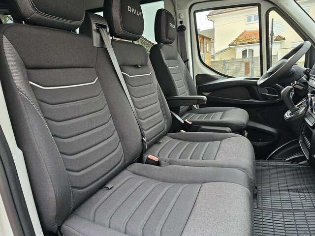 Βαν, Διπλοκάμπινο ελαφρύ επαγγελματικό IVECO Daily 35S18HA8V DOKA Hi-Matic 12m³ L2H2 7 Sitze...: φωτογραφία 15