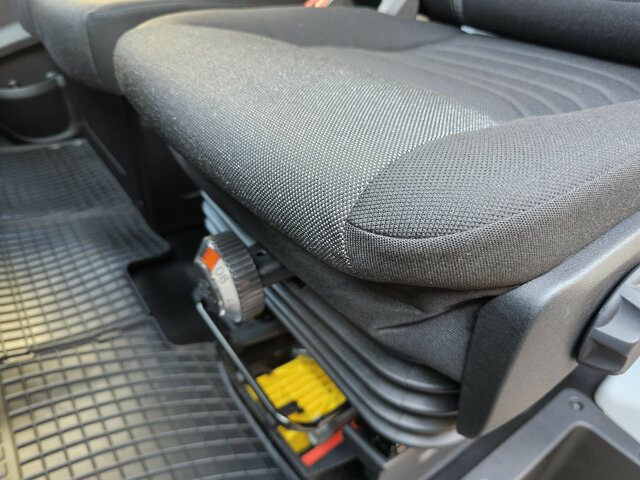 IVECO Daily 35S18HA8V Hi-Matic 18m³ Modell 2025 MY24... - Βαν: φωτογραφία 2 IVECO Daily 35S18HA8V Hi-Matic 18m³ Modell 2025 MY24... - Βαν: φωτογραφία 2