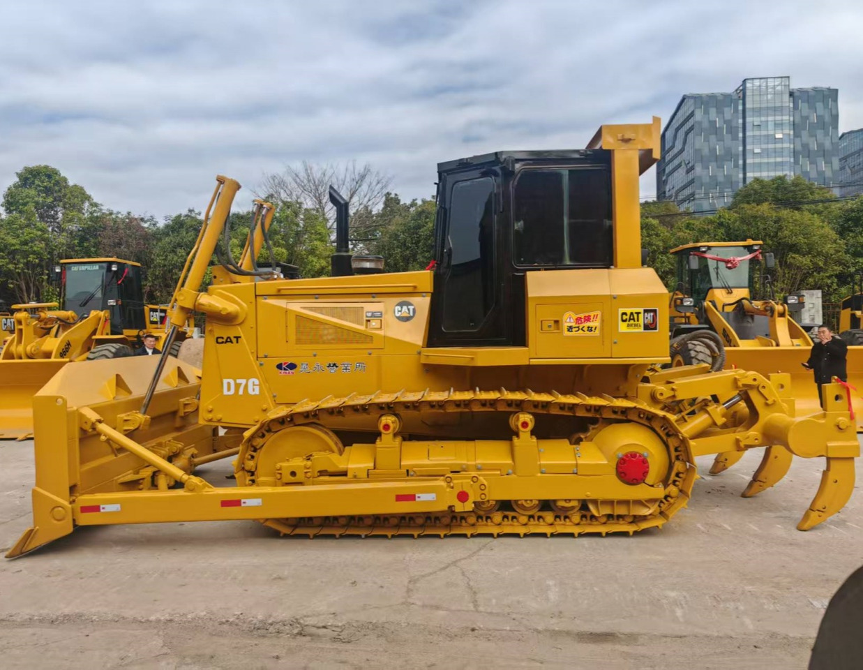 CAT D7G Bulldozer - Μπουλντόζα: φωτογραφία 1 CAT D7G Bulldozer - Μπουλντόζα: φωτογραφία 1