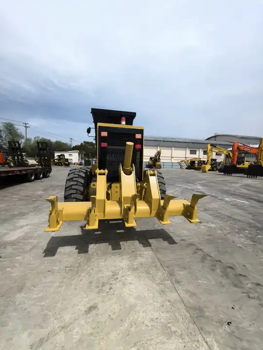 CAT motor grader used caterpillar 140k 140h second hand high quality low hours motor grader for sale - Γκρέιντερ: φωτογραφία 3 CAT motor grader used caterpillar 140k 140h second hand high quality low hours motor grader for sale - Γκρέιντερ: φωτογραφία 3