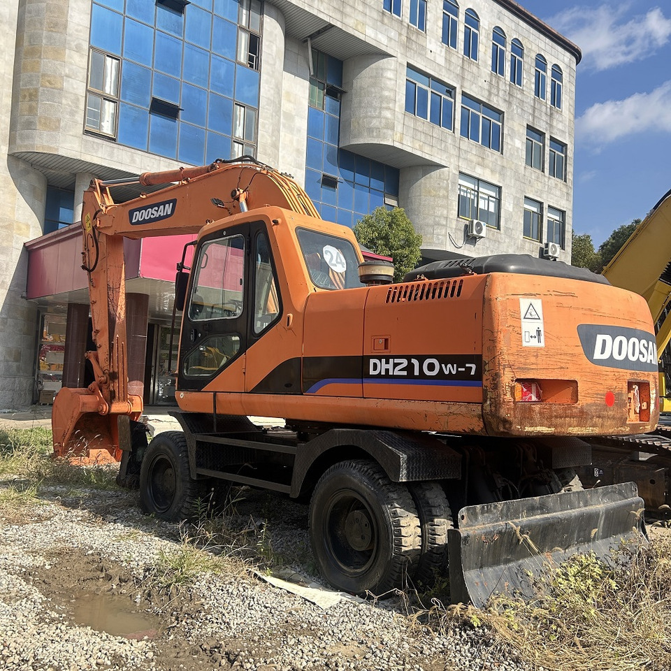 Doosan DH210w-7 wheel excavator - Τροχοφόρος εκσκαφέας: φωτογραφία 1 Doosan DH210w-7 wheel excavator - Τροχοφόρος εκσκαφέας: φωτογραφία 1