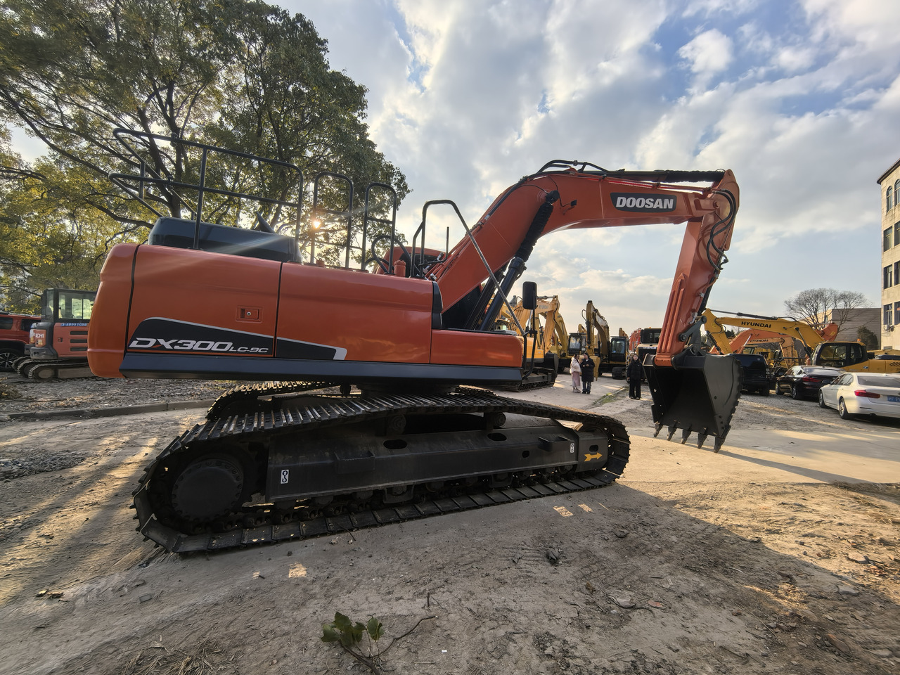 Doosan DX300LC-9C Crawler Excavator - Ερπυστριοφόρος εκσκαφέας: φωτογραφία 2 Doosan DX300LC-9C Crawler Excavator - Ερπυστριοφόρος εκσκαφέας: φωτογραφία 2