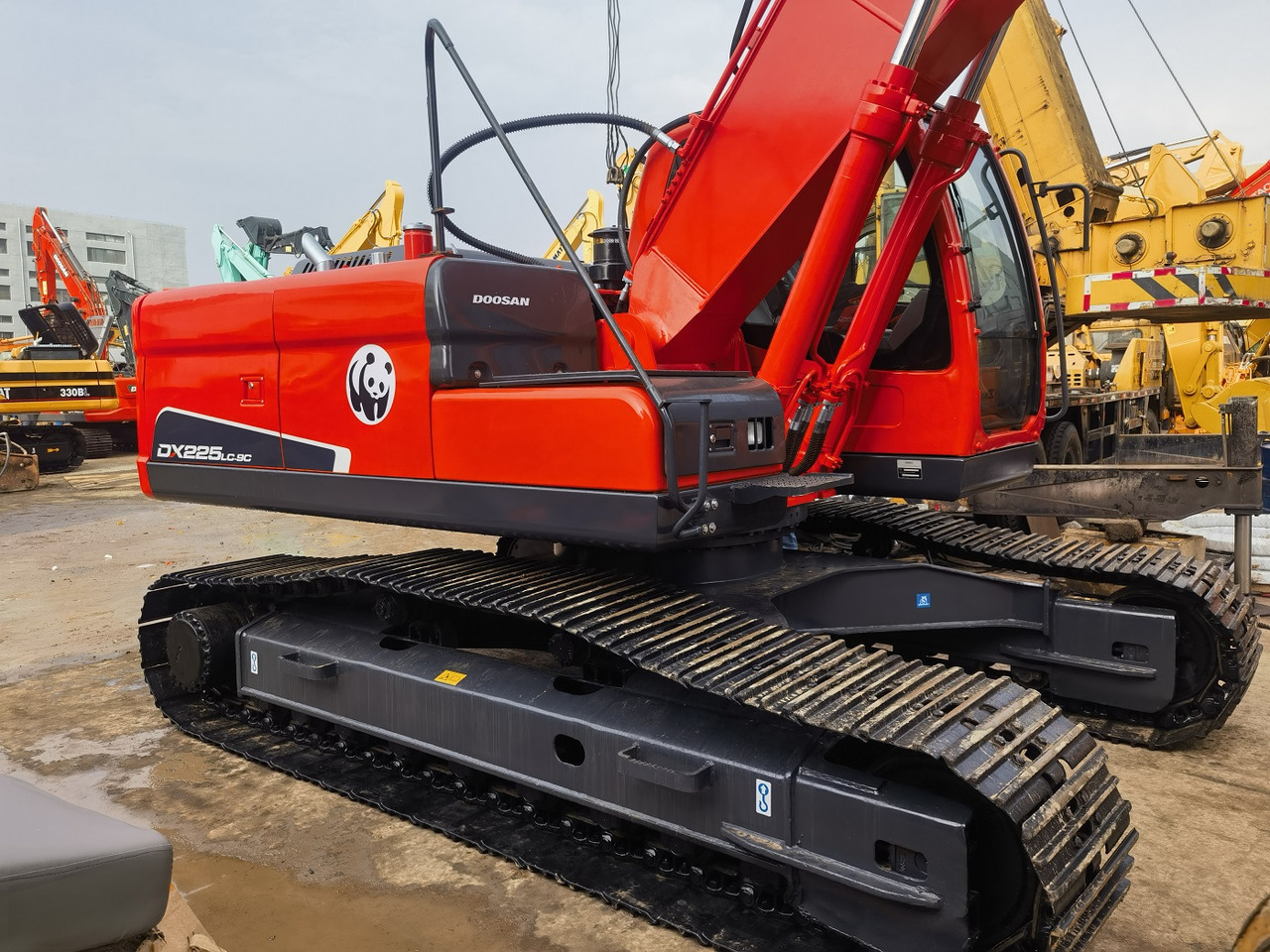 Doosan Dx225 Crawler Excavator - Ερπυστριοφόρος εκσκαφέας: φωτογραφία 2 Doosan Dx225 Crawler Excavator - Ερπυστριοφόρος εκσκαφέας: φωτογραφία 2