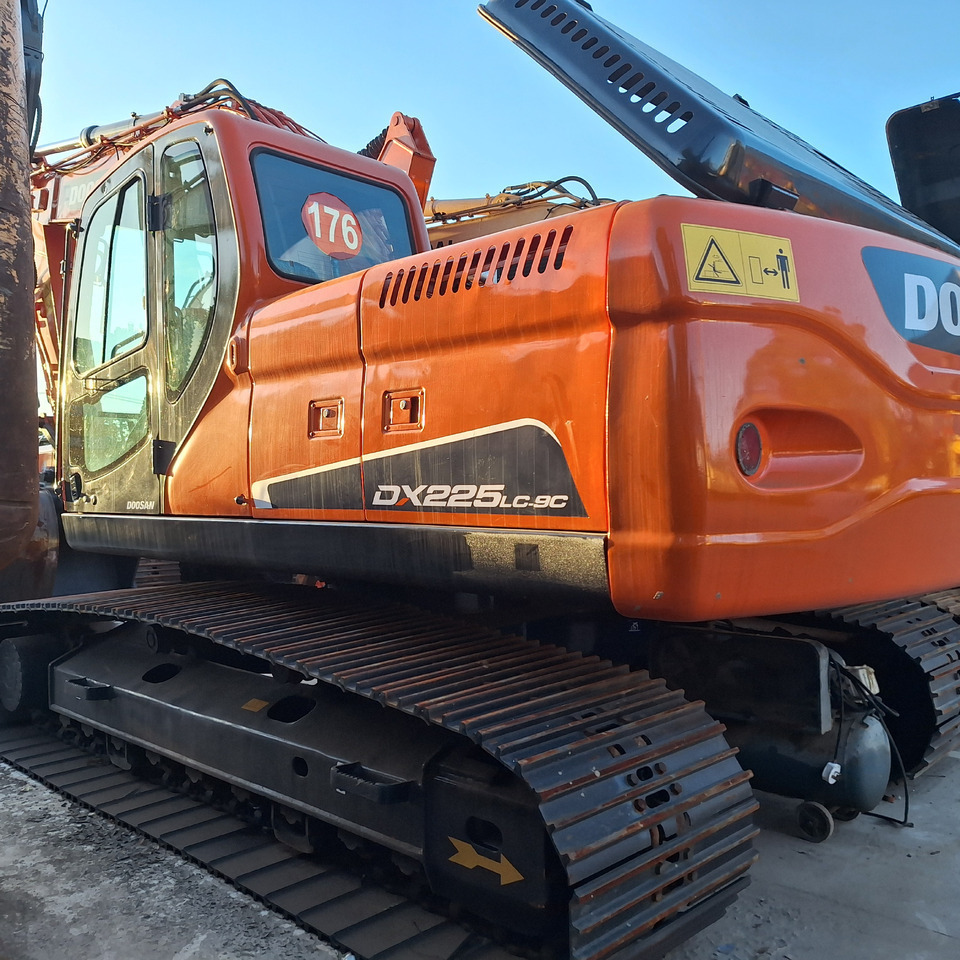 Doosan Dx225LC-9C Crawler Excavator - Ερπυστριοφόρος εκσκαφέας: φωτογραφία 1 Doosan Dx225LC-9C Crawler Excavator - Ερπυστριοφόρος εκσκαφέας: φωτογραφία 1