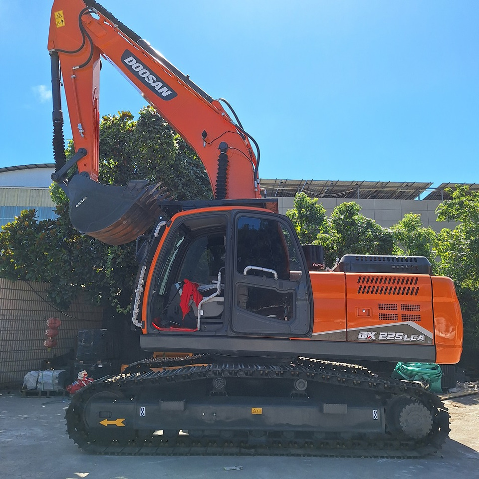 Doosan Dx225LCA Crawler Excavator - Ερπυστριοφόρος εκσκαφέας: φωτογραφία 2 Doosan Dx225LCA Crawler Excavator - Ερπυστριοφόρος εκσκαφέας: φωτογραφία 2