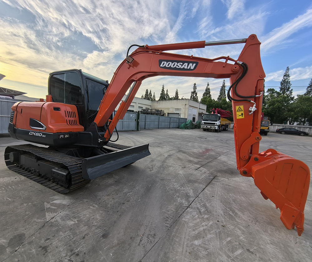 Doosan Dx60  Crawler Excavator - Ερπυστριοφόρος εκσκαφέας: φωτογραφία 2 Doosan Dx60  Crawler Excavator - Ερπυστριοφόρος εκσκαφέας: φωτογραφία 2