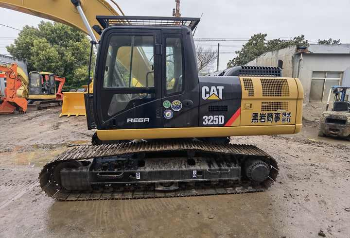Excavadora CAT 330 330D 325D excavator cheap used CAT 330D2L digger CAT325 earth moving machine for sale - Ερπυστριοφόρος εκσκαφέας: φωτογραφία 5 Excavadora CAT 330 330D 325D excavator cheap used CAT 330D2L digger CAT325 earth moving machine for sale - Ερπυστριοφόρος εκσκαφέας: φωτογραφία 5