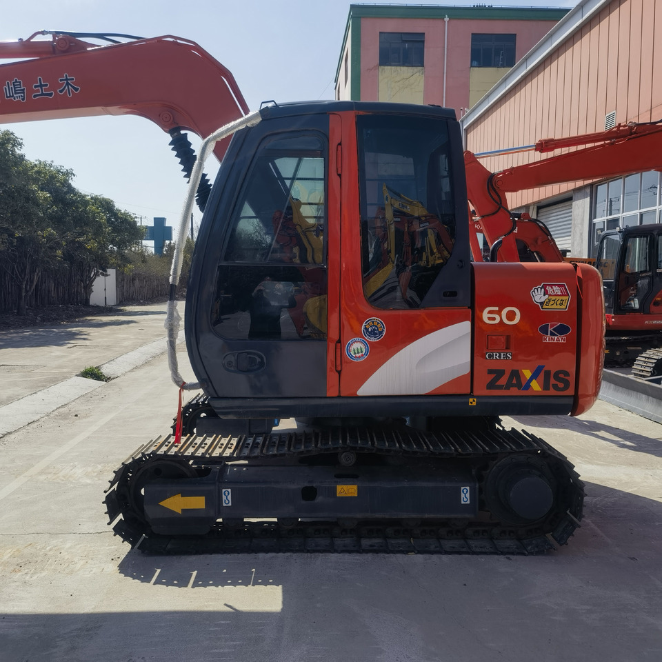 Hitachi ZX60 Excavator - Ερπυστριοφόρος εκσκαφέας: φωτογραφία 1 Hitachi ZX60 Excavator - Ερπυστριοφόρος εκσκαφέας: φωτογραφία 1