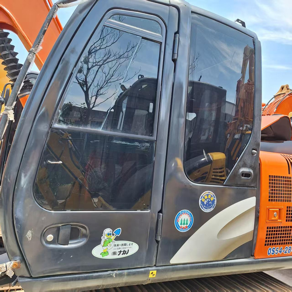 Hitachi ZX70 Excavator - Μίνι εκσκαφέας: φωτογραφία 3 Hitachi ZX70 Excavator - Μίνι εκσκαφέας: φωτογραφία 3