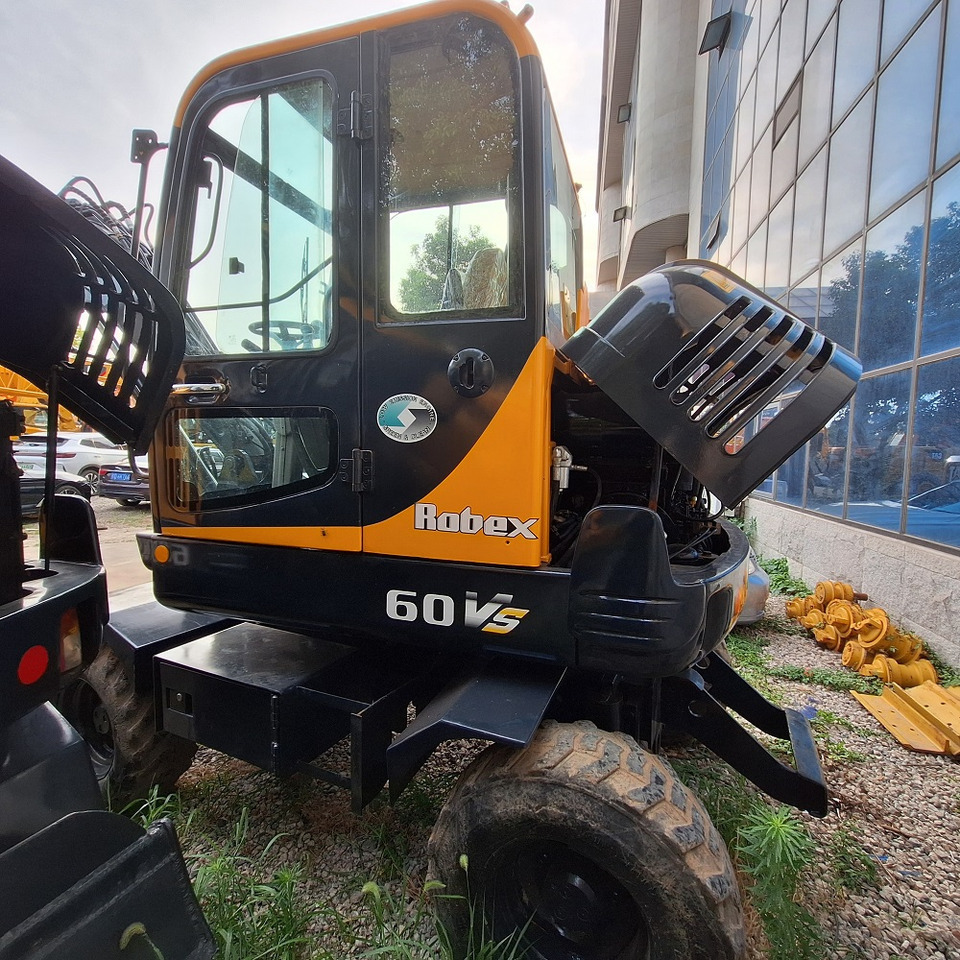 Hyundai 60vs  excavator - Τροχοφόρος εκσκαφέας: φωτογραφία 1 Hyundai 60vs  excavator - Τροχοφόρος εκσκαφέας: φωτογραφία 1