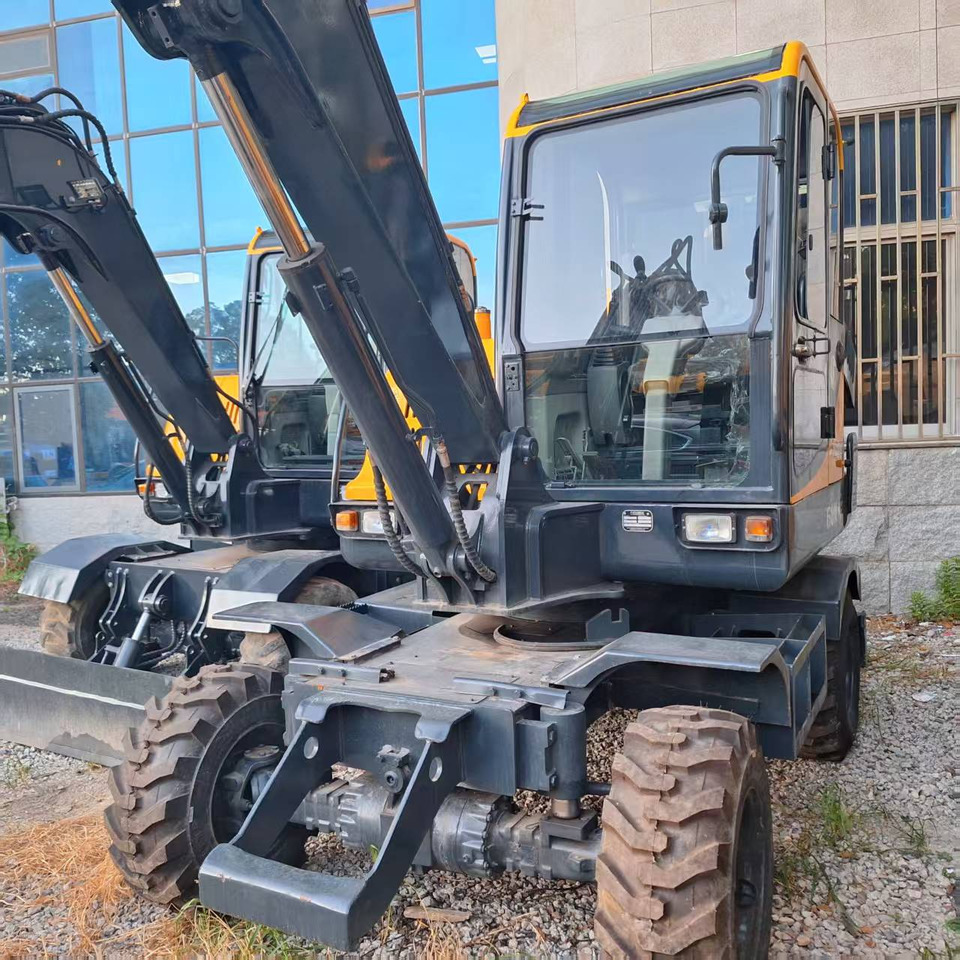 Hyundai 60wvs  excavator - Τροχοφόρος εκσκαφέας: φωτογραφία 1 Hyundai 60wvs  excavator - Τροχοφόρος εκσκαφέας: φωτογραφία 1
