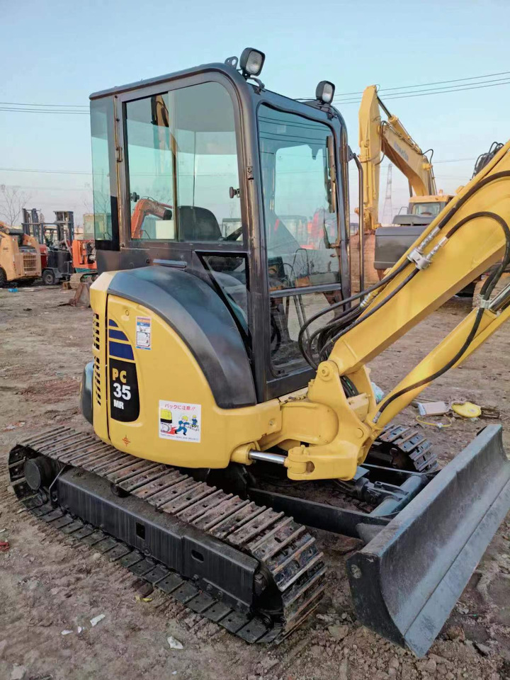 KOMATSU PC35 Excavator - Ερπυστριοφόρος εκσκαφέας: φωτογραφία 5 KOMATSU PC35 Excavator - Ερπυστριοφόρος εκσκαφέας: φωτογραφία 5