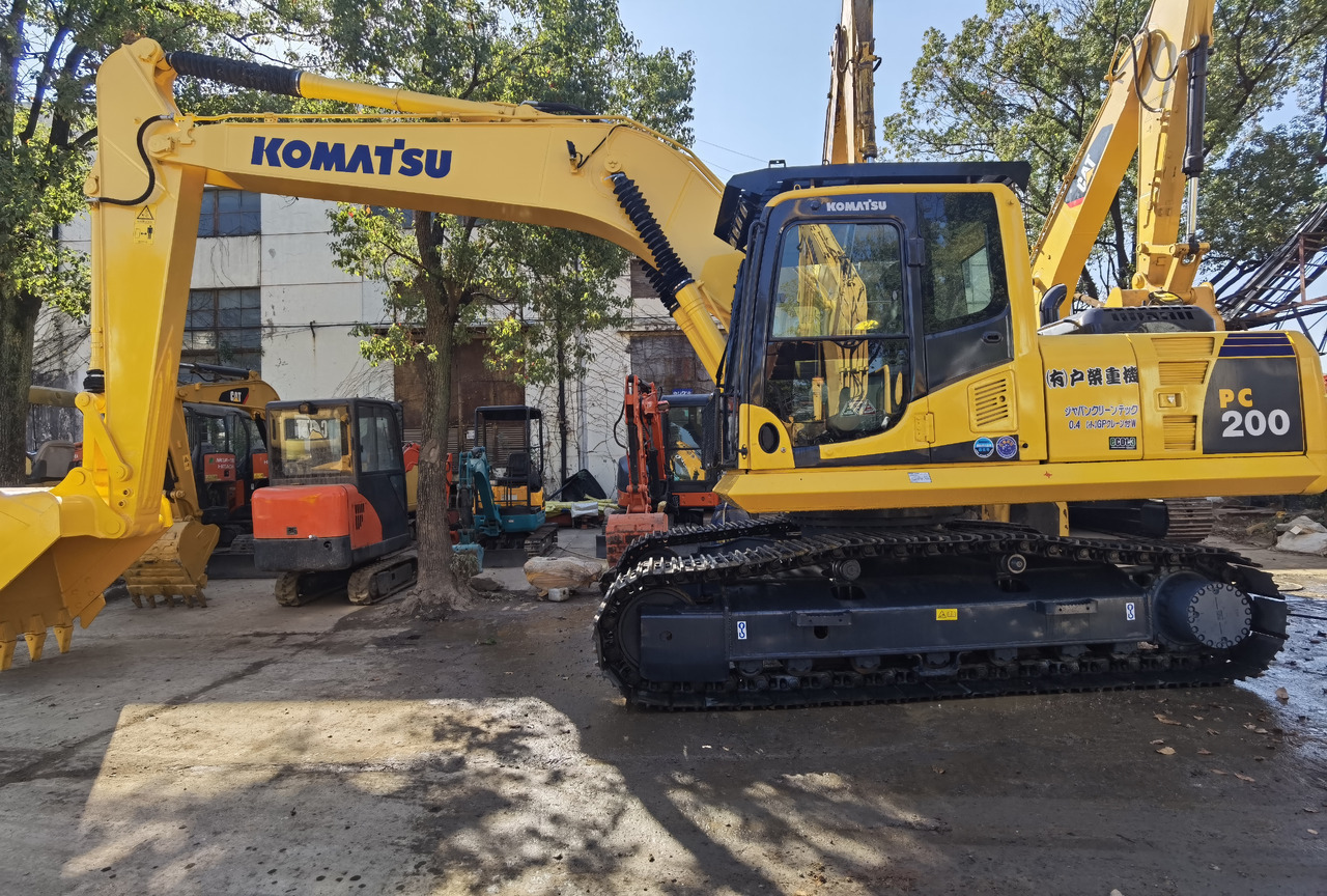 Komatsu PC200-8 Excavator - Ερπυστριοφόρος εκσκαφέας: φωτογραφία 1 Komatsu PC200-8 Excavator - Ερπυστριοφόρος εκσκαφέας: φωτογραφία 1