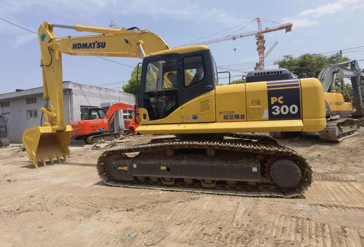 Komatsu PC350-7 excavator - Ερπυστριοφόρος εκσκαφέας: φωτογραφία 4 Komatsu PC350-7 excavator - Ερπυστριοφόρος εκσκαφέας: φωτογραφία 4