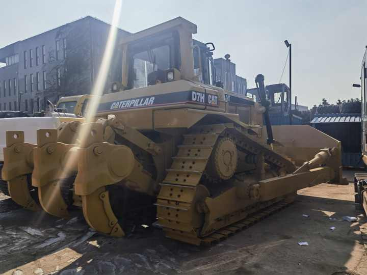 Original Japan made earth-moving bulldozer Caterpillar D7H dozer CAT heavy bulldozer D7 cheap dozer in China - Μπουλντόζα: φωτογραφία 2 Original Japan made earth-moving bulldozer Caterpillar D7H dozer CAT heavy bulldozer D7 cheap dozer in China - Μπουλντόζα: φωτογραφία 2