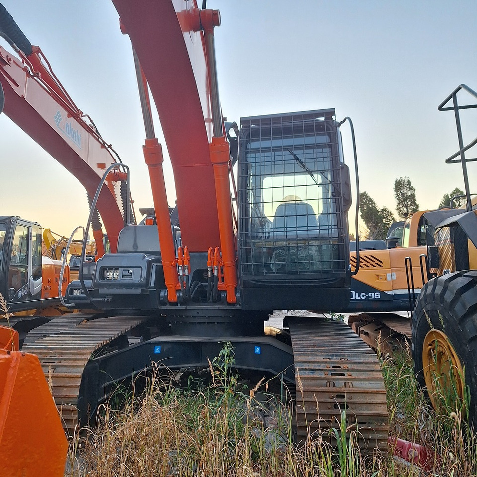 Second hand Hitachi ZX200G excavator - Εκσκαφέας: φωτογραφία 2 Second hand Hitachi ZX200G excavator - Εκσκαφέας: φωτογραφία 2