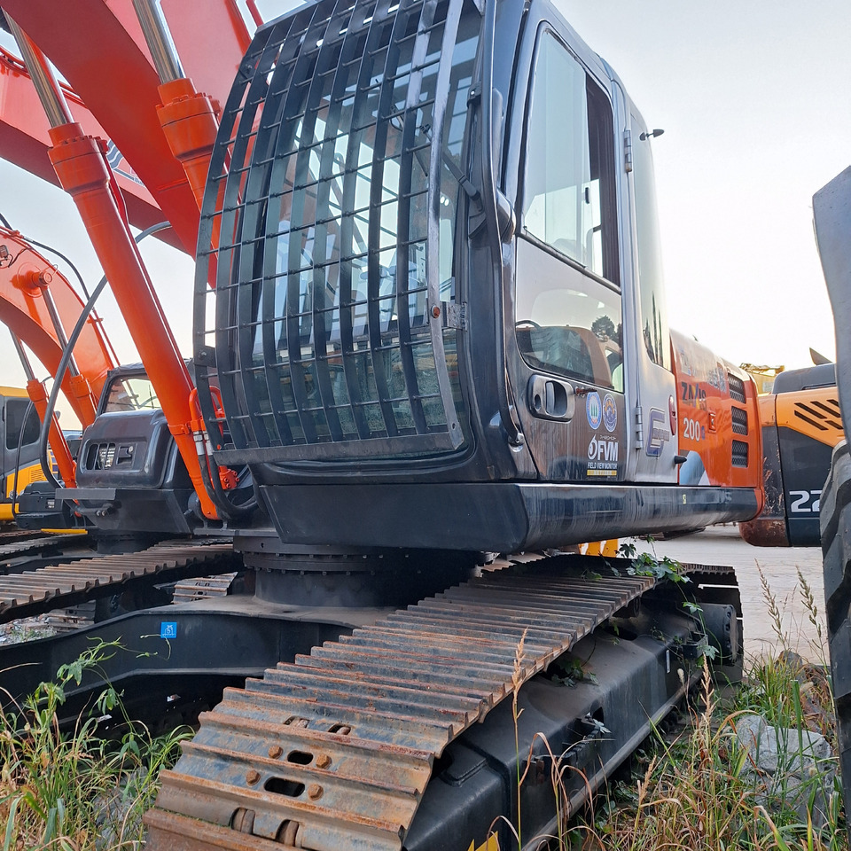 Second hand Hitachi ZX200G excavator - Εκσκαφέας: φωτογραφία 1 Second hand Hitachi ZX200G excavator - Εκσκαφέας: φωτογραφία 1