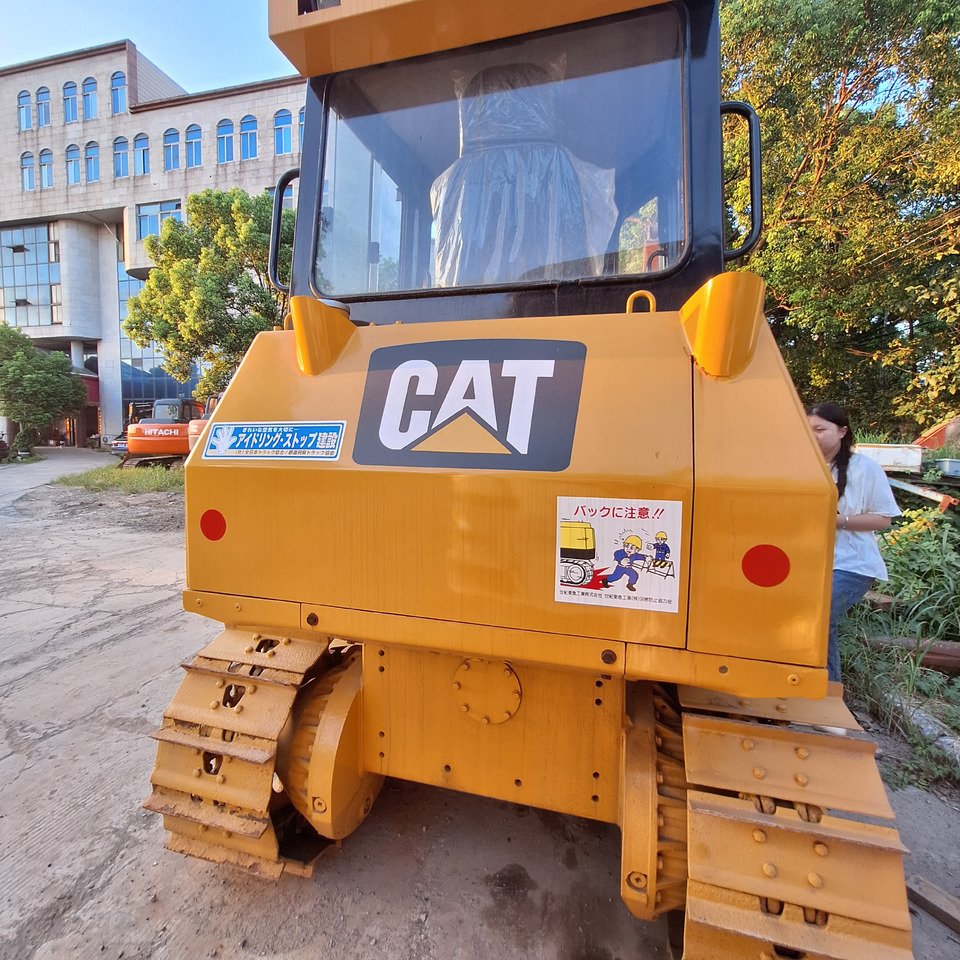 Used caterpillar cat D5k bulldozer - Μπουλντόζα: φωτογραφία 1 Used caterpillar cat D5k bulldozer - Μπουλντόζα: φωτογραφία 1
